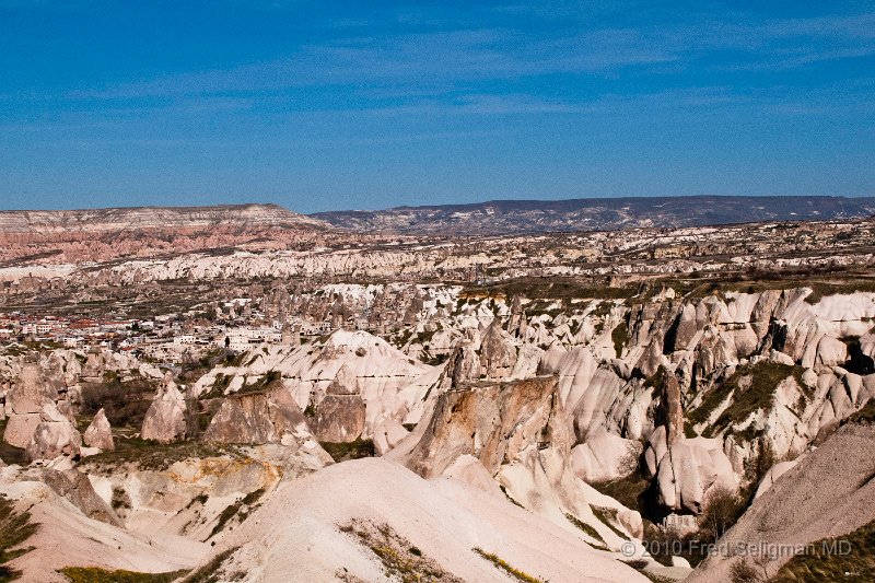 20100405_153829 D300.jpg - Along the Goreme to Uchisar Road